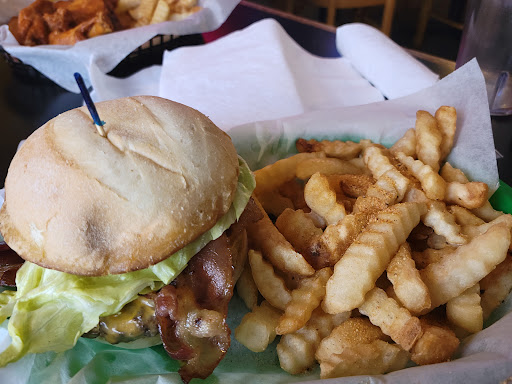 Baker's Sports Bar & Grill